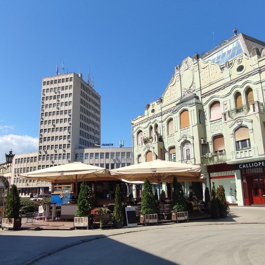Menrat Apartment Нови Сад Екстериор снимка
