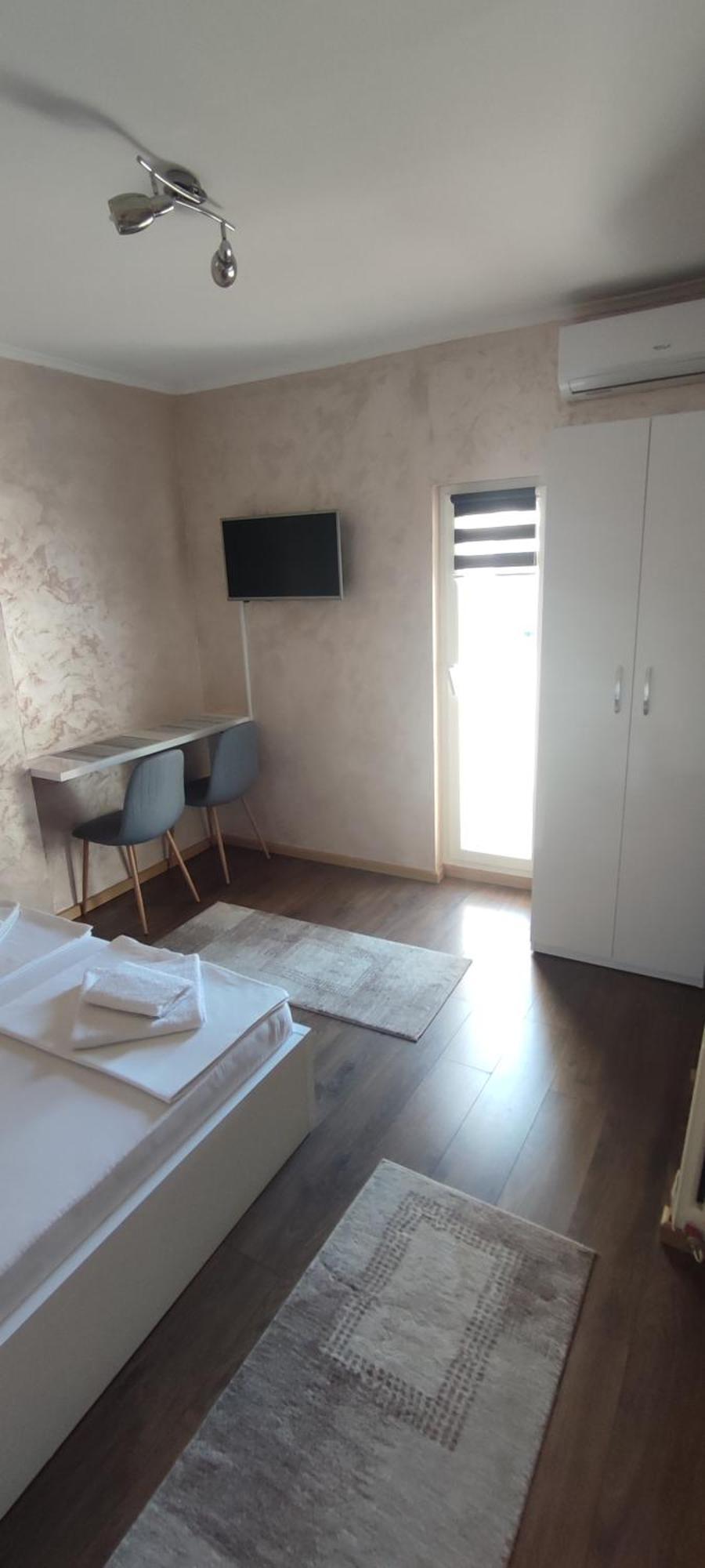 Menrat Apartment Нови Сад Екстериор снимка